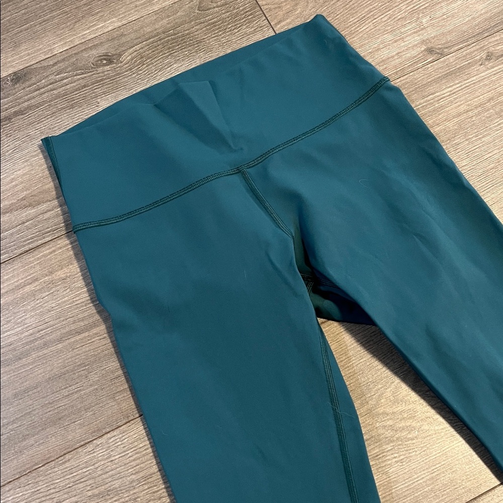 Lululemon Wunder Under Leggings - Picture 2 of 6